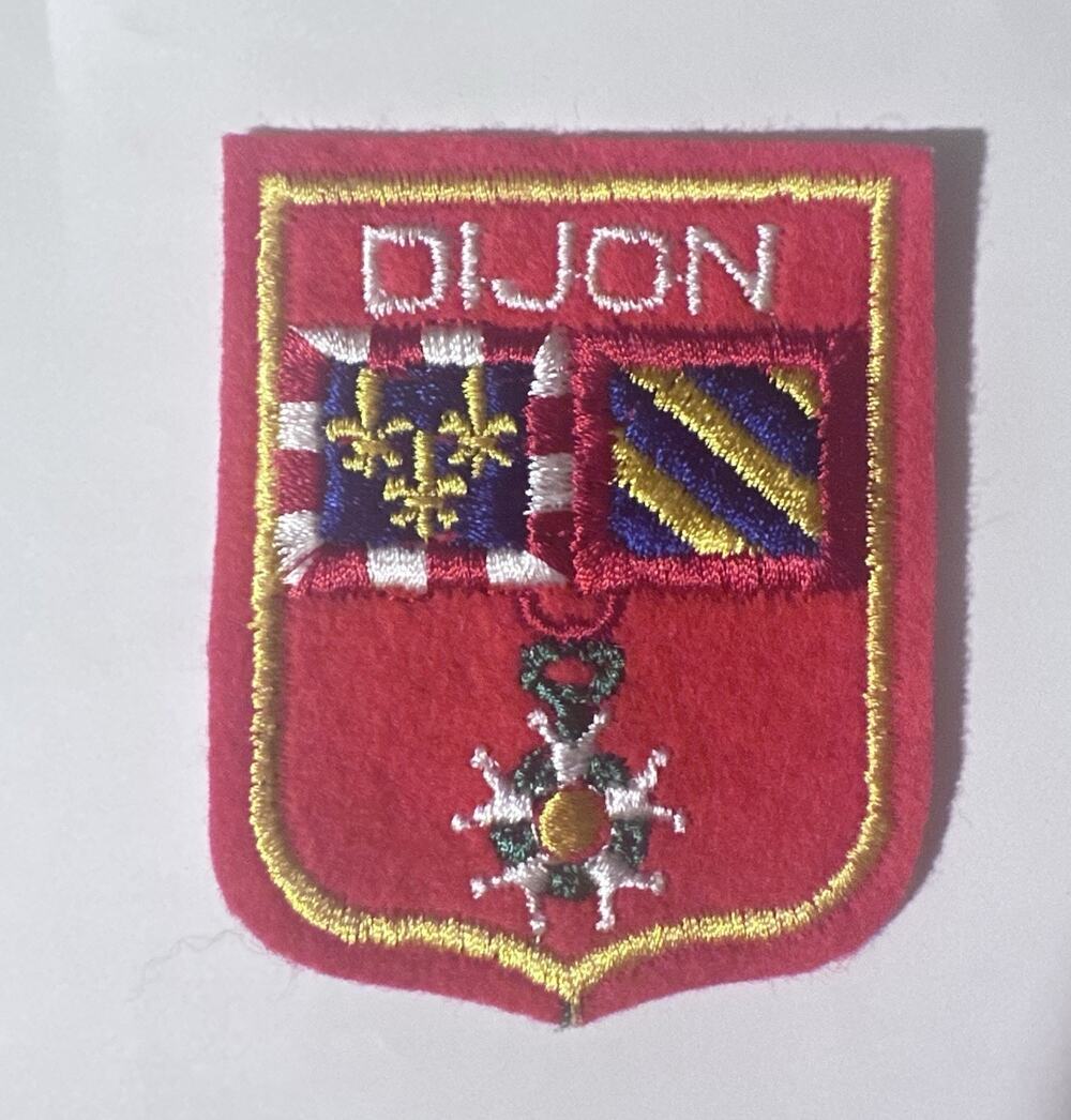 Vtg Embroidered Red Felt Coat of Arms Of DIJON FRANCE Travel Souvenir Patch P27